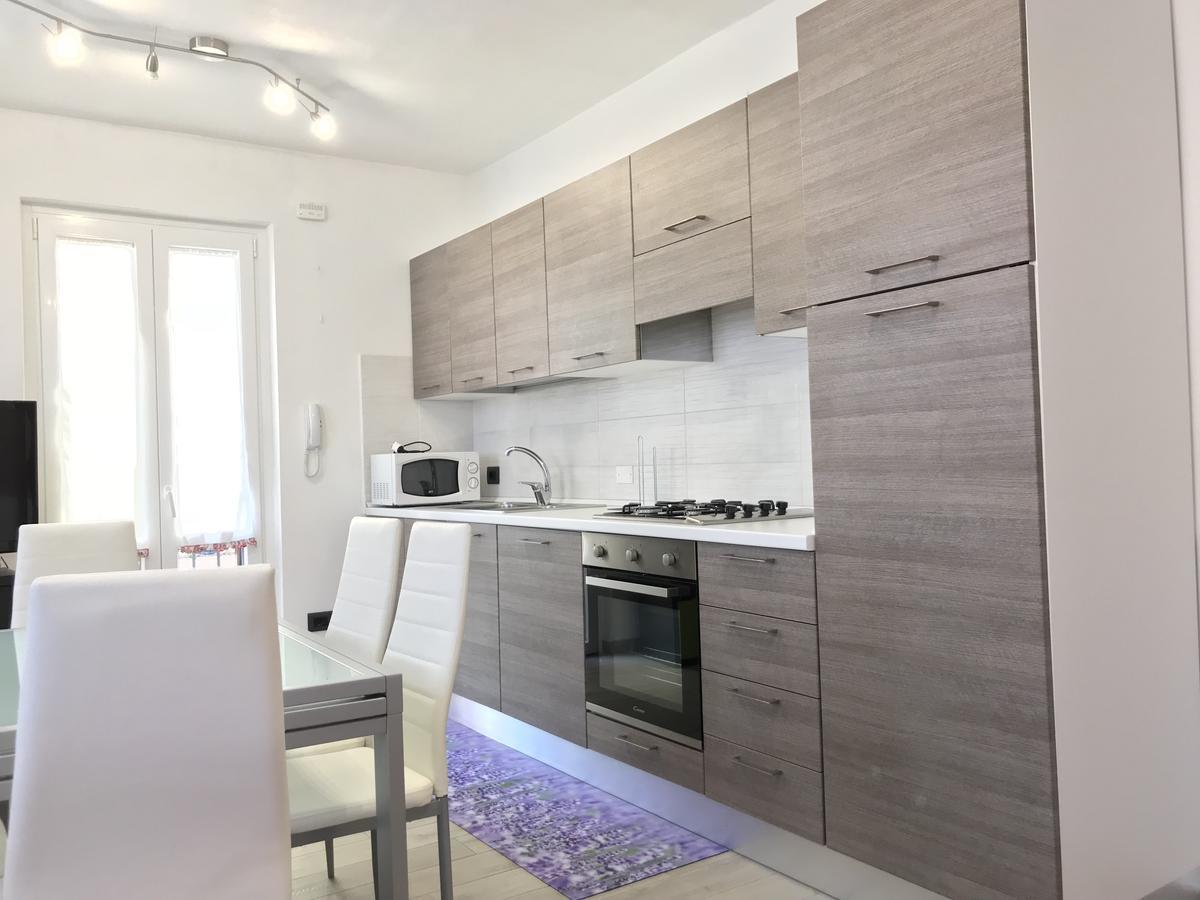 Appartamento Casa Al Borgo Garda  Esterno foto